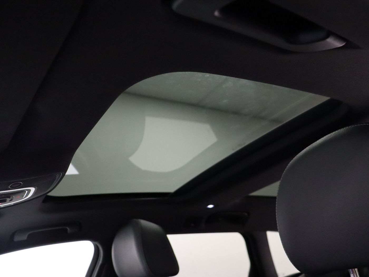 Fahrzeugabbildung Audi A6 Avant 50 TFSI e quaatro S tronic S line CarPl