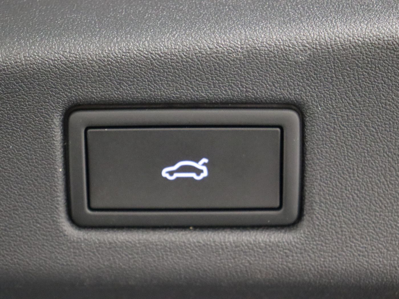 Fahrzeugabbildung Volkswagen ID.7 Tourer Pro IQ.Light|Matrix|CarPlay|AHK|LM