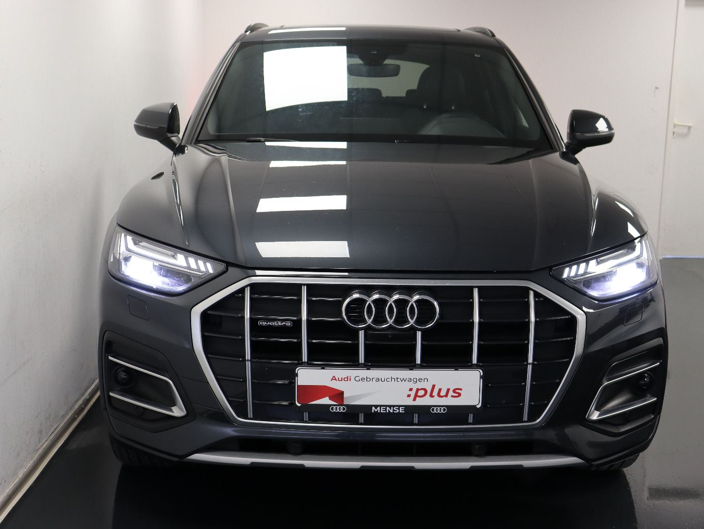 Fahrzeugabbildung Audi Q5 45 TFSI quattro S tronic S line Matrix|AHK|LM