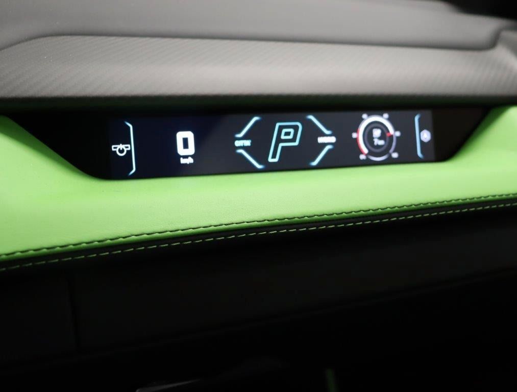 Fahrzeugabbildung Lamborghini Revuelto 6.5 V12 HPEV