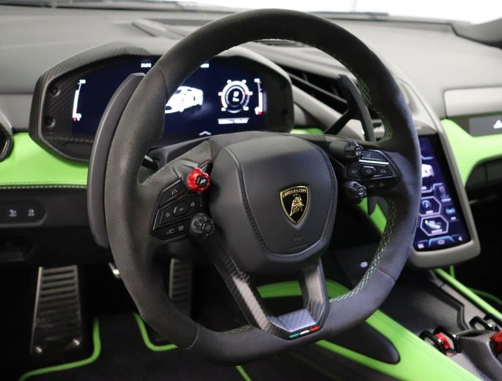 Fahrzeugabbildung Lamborghini Revuelto 6.5 V12 HPEV
