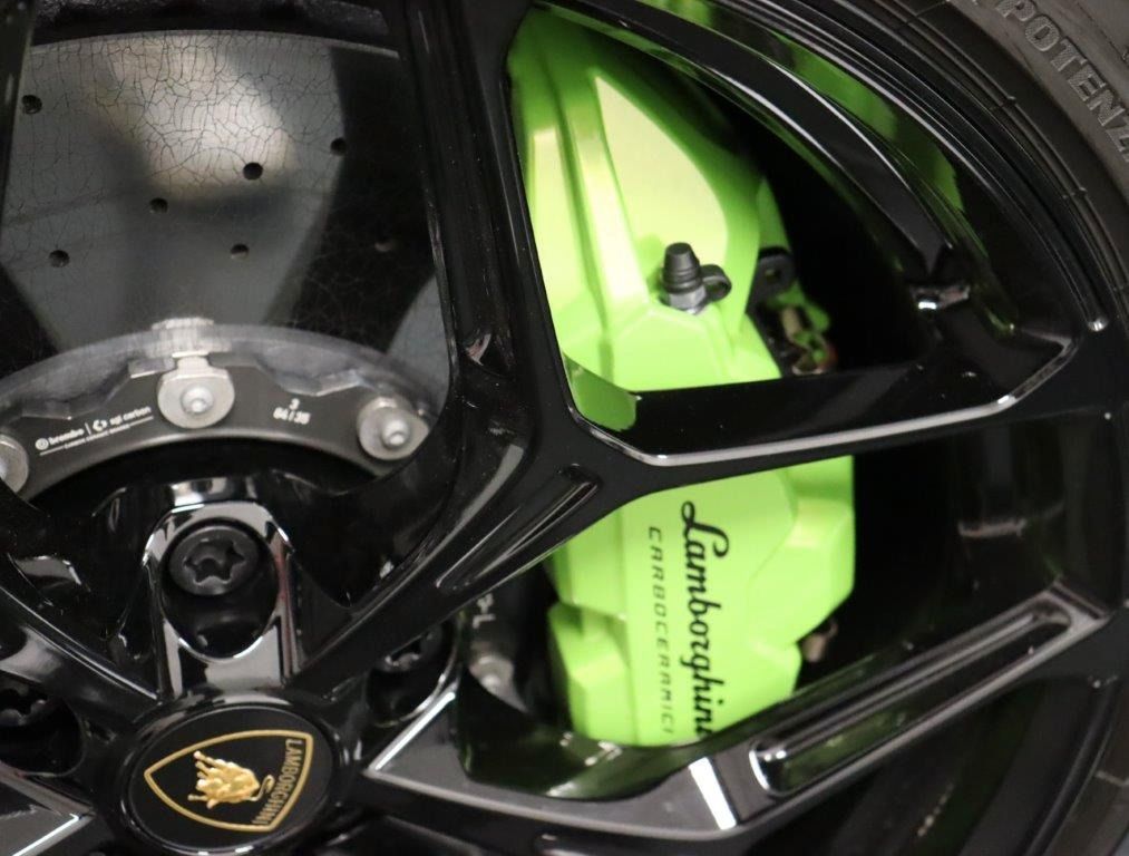 Fahrzeugabbildung Lamborghini Revuelto 6.5 V12 HPEV