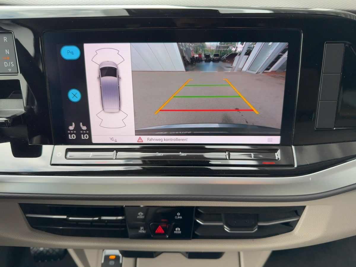 Fahrzeugabbildung Volkswagen Multivan Life IQ.Light|Matrix|CarPlay|AHK|Pano