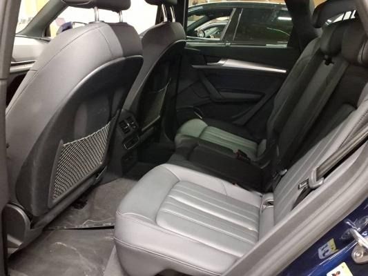 Fahrzeugabbildung Audi Q5 45 TFSI quattro S tronic S line Matrix|AHK|LM