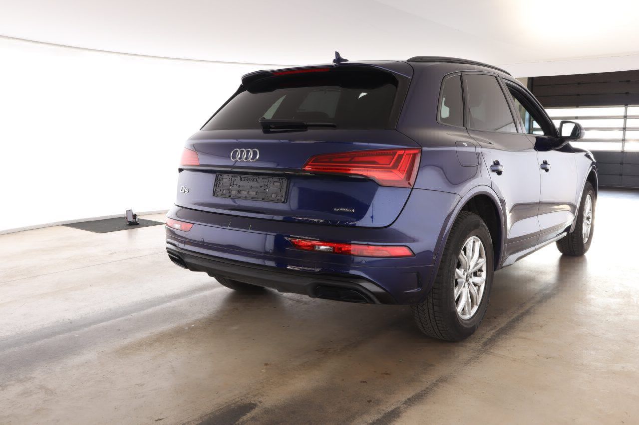 Fahrzeugabbildung Audi Q5 45 TFSI quattro S tronic S line Matrix|AHK|LM