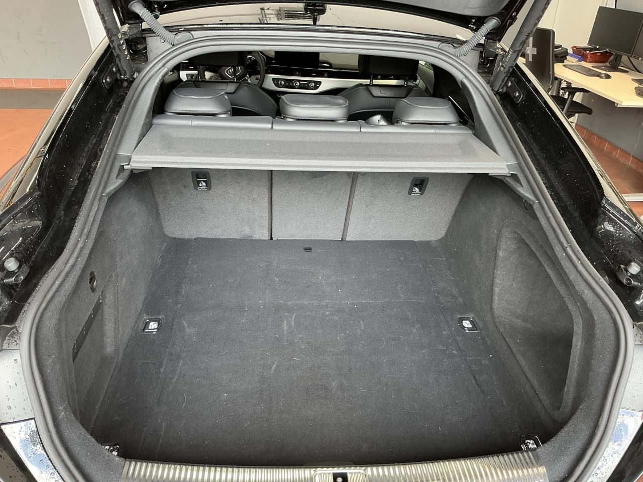 Fahrzeugabbildung Audi A5 Sportback 35 TDI S tronic S line LM