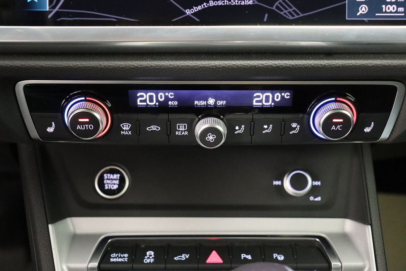 Fahrzeugabbildung Audi Q3 45 TFSI e S tronic S line CarPlay|AHK|Standhz