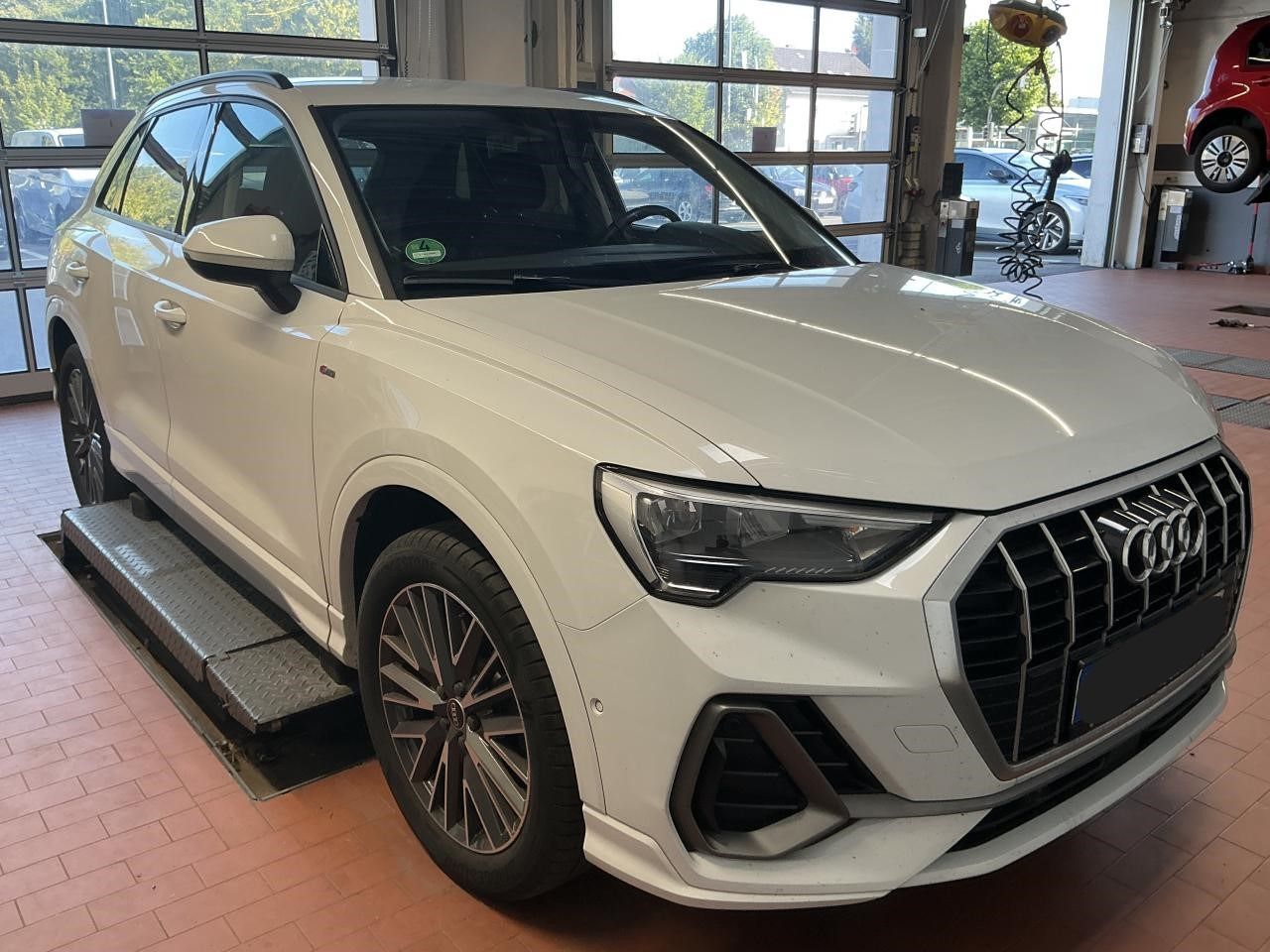 Fahrzeugabbildung Audi Q3 45 TFSI e S tronic S line CarPlay|AHK|Standhz