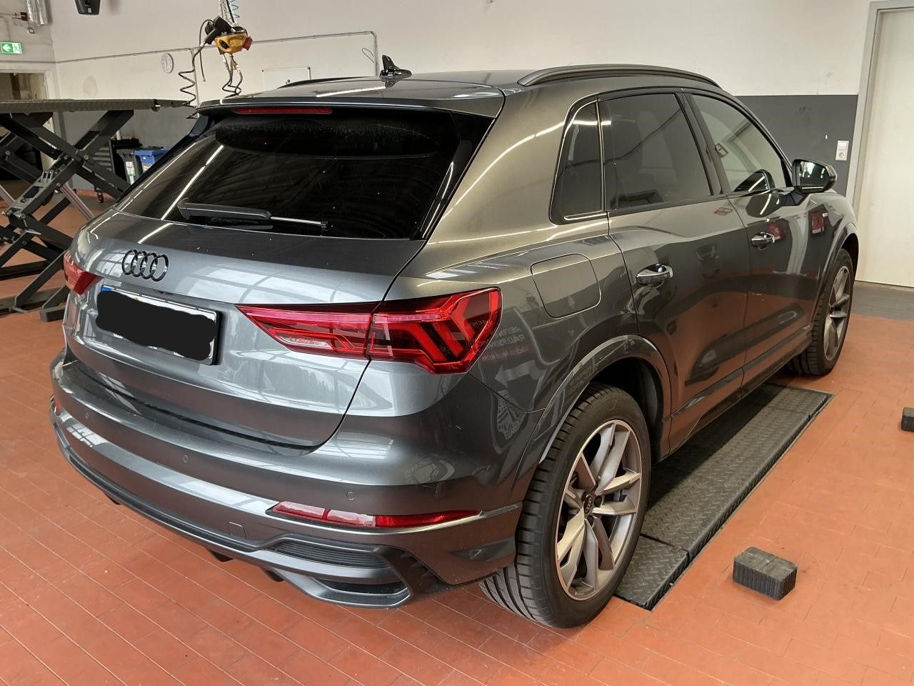 Fahrzeugabbildung Audi Q3 45 TFSI e S tronic S line CarPlay|AHK|Standhz