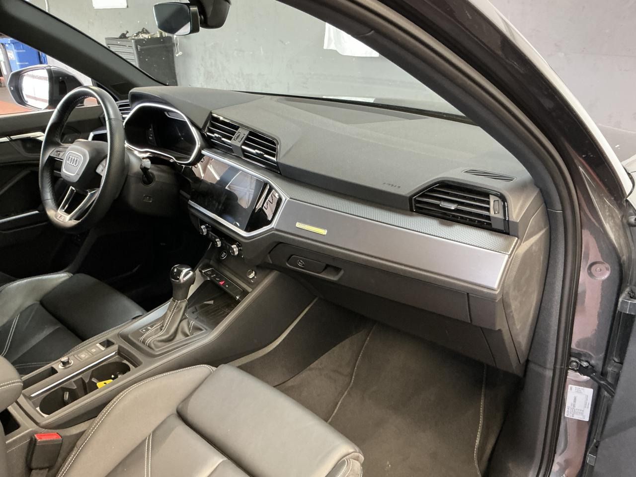Fahrzeugabbildung Audi Q3 45 TFSI e S tronic S line CarPlay|AHK|Standhz