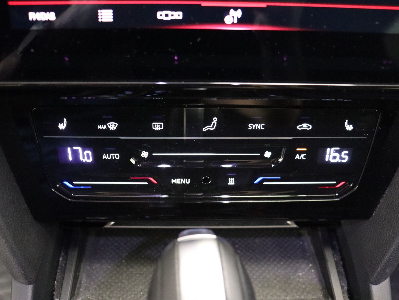 Fahrzeugabbildung Volkswagen Arteon Shooting Brake 2.0 TDI 4Motion DSG R-Line