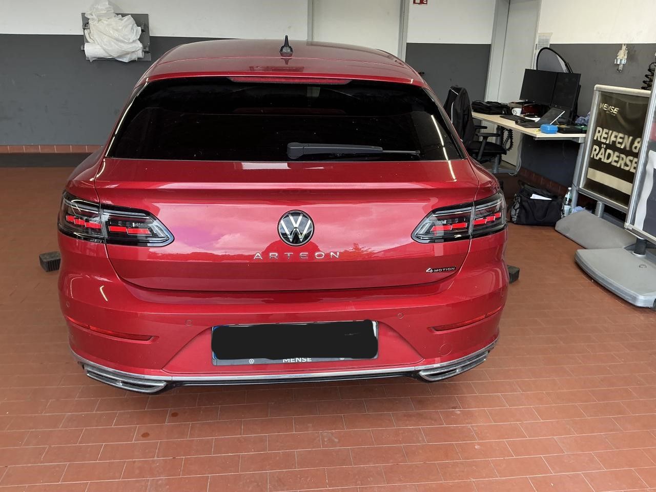 Fahrzeugabbildung Volkswagen Arteon Shooting Brake 2.0 TDI 4Motion DSG R-Line