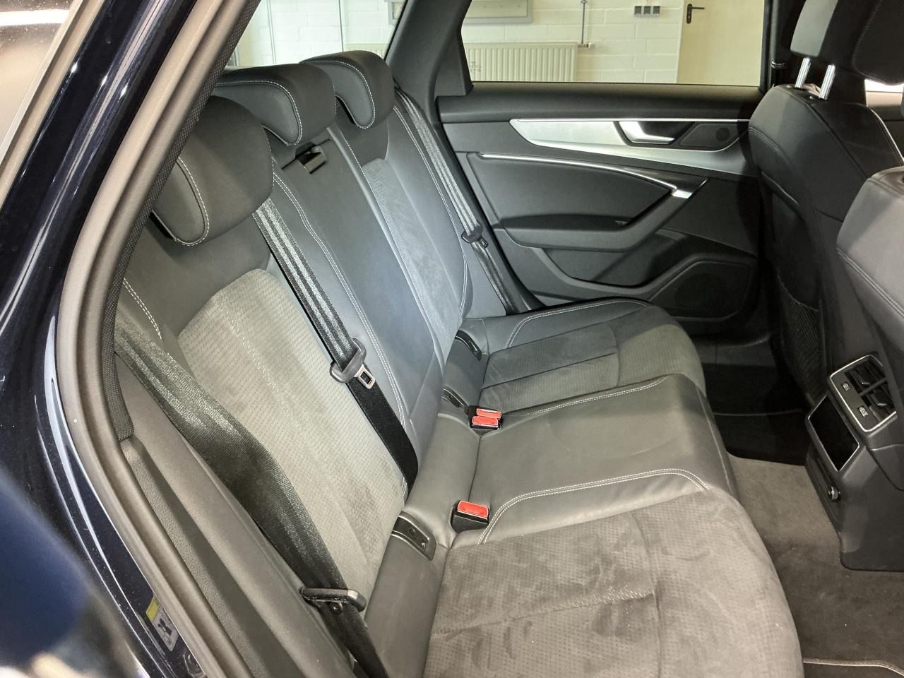 Fahrzeugabbildung Audi A6 Avant 45 TDI quattro S tronic sport CarPlay|H