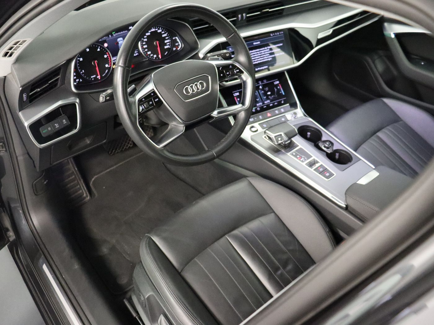 Fahrzeugabbildung Audi A6 Avant 40 TDI S tronic Matrix|CarPlay|HUD|4xSH