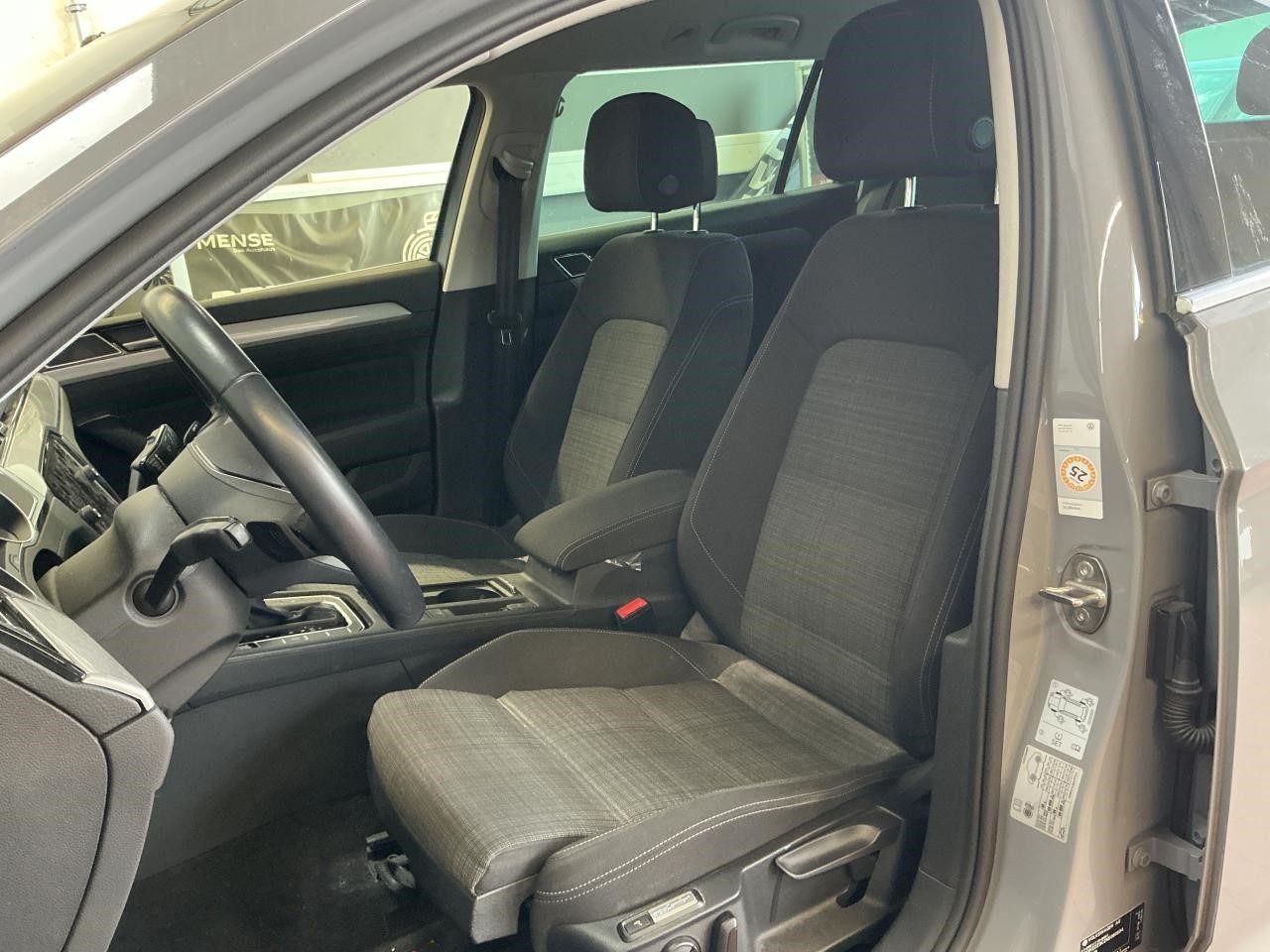Fahrzeugabbildung Volkswagen Passat Variant 2.0 TDI Business ACC|LED|Navi