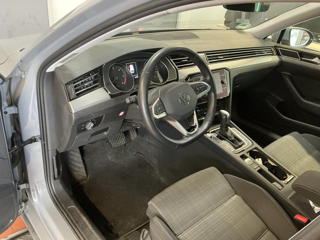 Fahrzeugabbildung Volkswagen Passat Variant 2.0 TDI Business ACC|LED|Navi