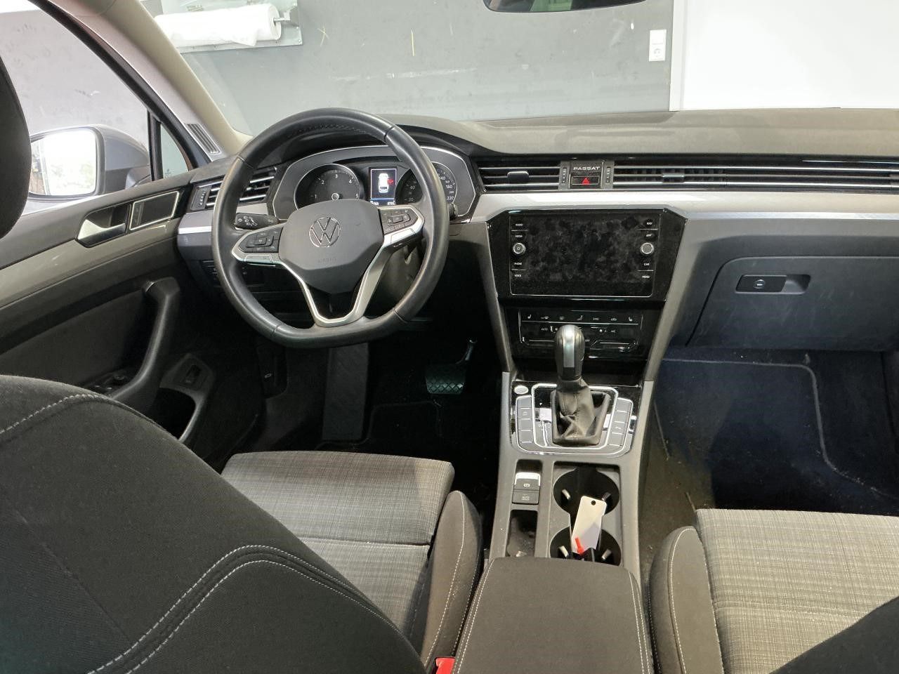 Fahrzeugabbildung Volkswagen Passat Variant 2.0 TDI Business ACC|LED|Navi