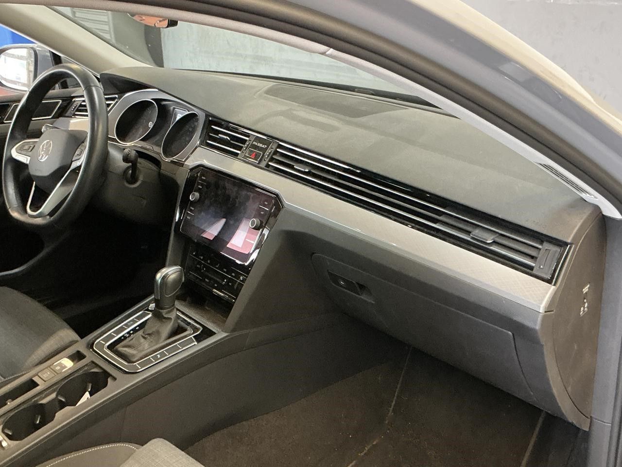 Fahrzeugabbildung Volkswagen Passat Variant 2.0 TDI Business ACC|LED|Navi