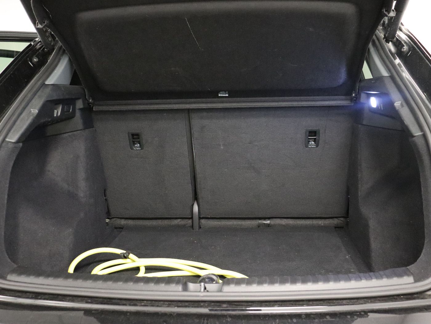 Fahrzeugabbildung Audi Q4 e-tron 40 S line Standhzg|ACC|LED|Navi|Kamera