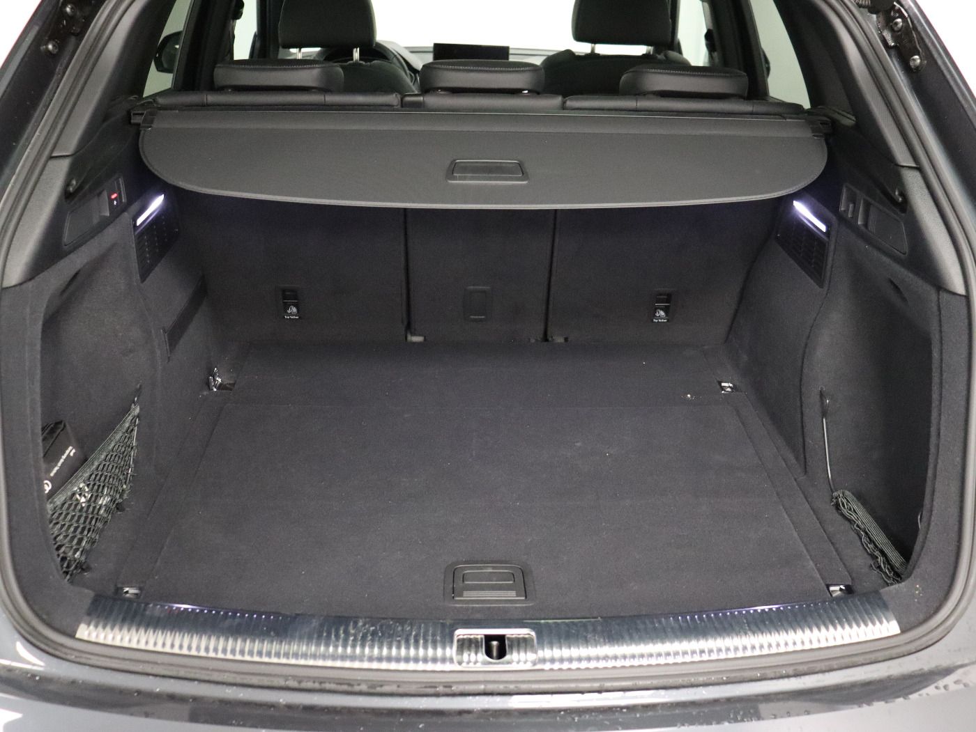 Fahrzeugabbildung Audi Q5 45 TFSI quattro S tronic S line Matrix|AHK|LM