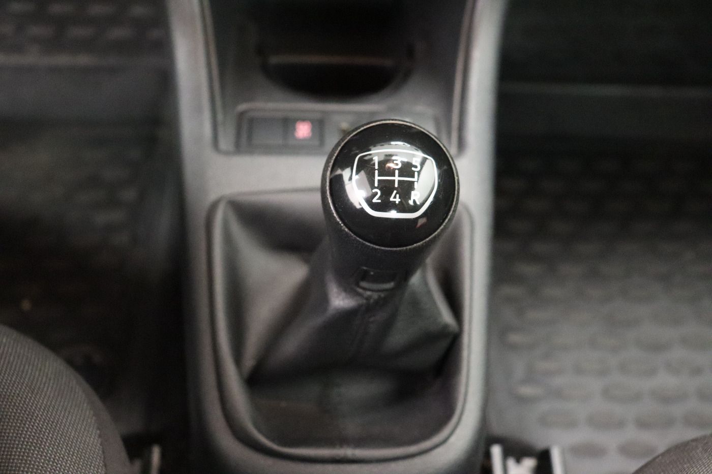 Fahrzeugabbildung Volkswagen up! move up! 1.0 Facelift|SoundSys