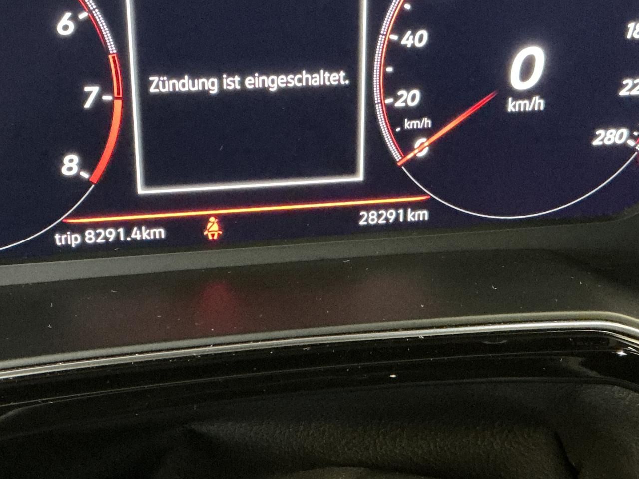 Fahrzeugabbildung Volkswagen Polo GTI 2.0 TSI DSG IQ.Light|Matrix|CarPlay|LED
