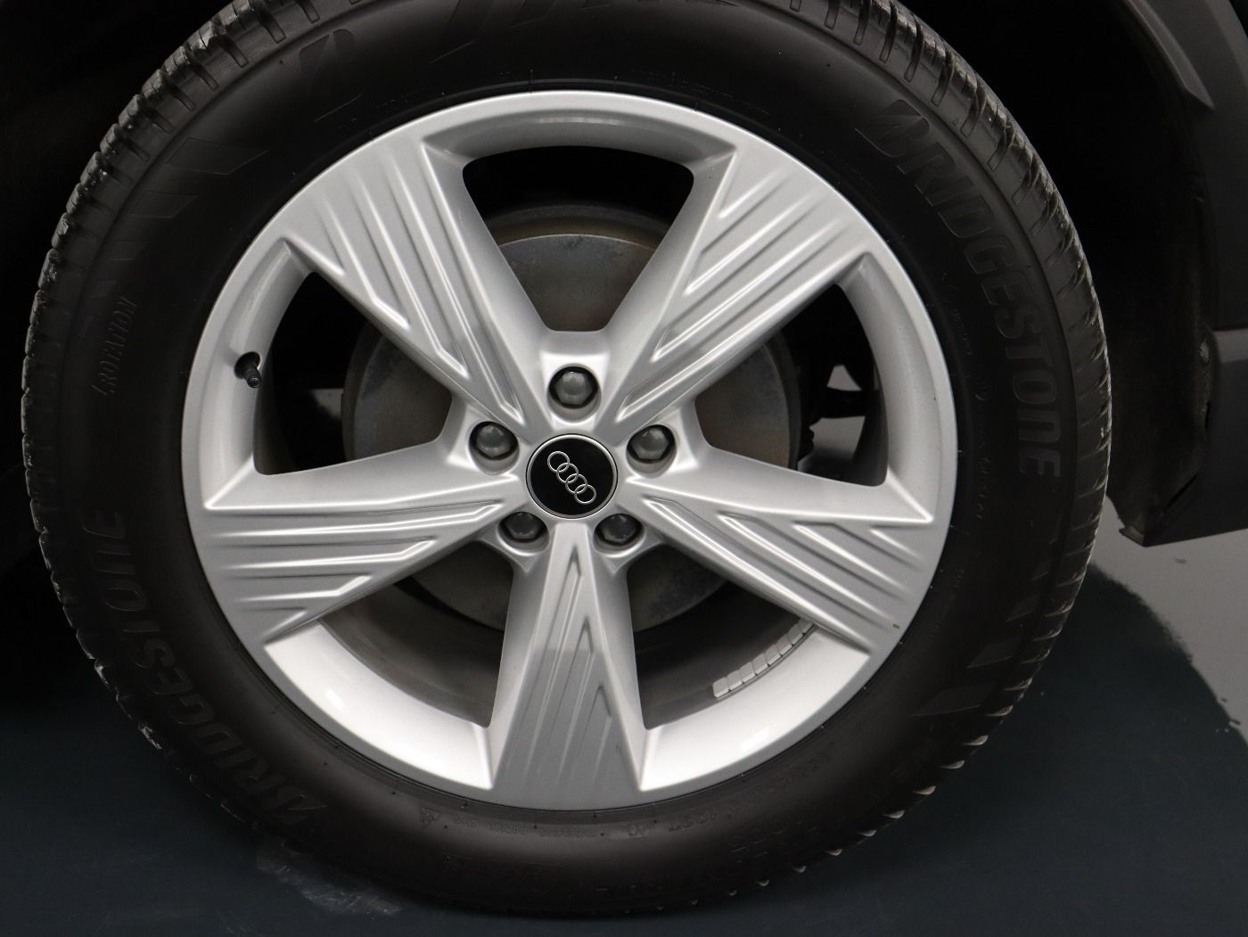 Fahrzeugabbildung Audi Q4 35 e-tron basis Standhzg|LED|VirtualCP|KlimaA