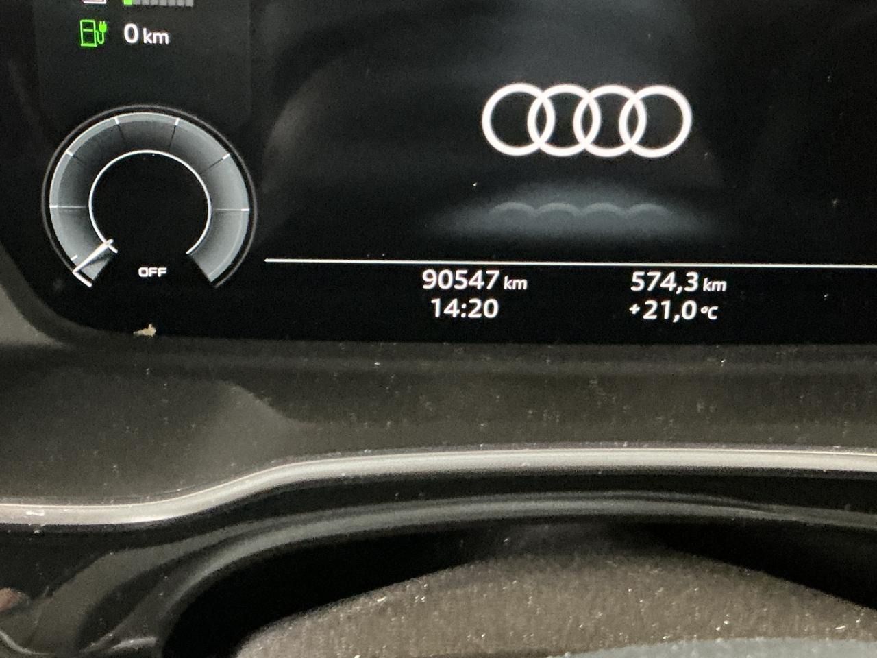 Fahrzeugabbildung Audi Q3 45 1.4 TFSI e S-Line Matrix|AHK|Pano|SD|LED