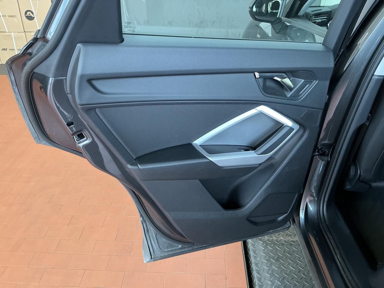 Fahrzeugabbildung Audi Q3 45 1.4 TFSI e S-Line Matrix|AHK|Pano|SD|LED