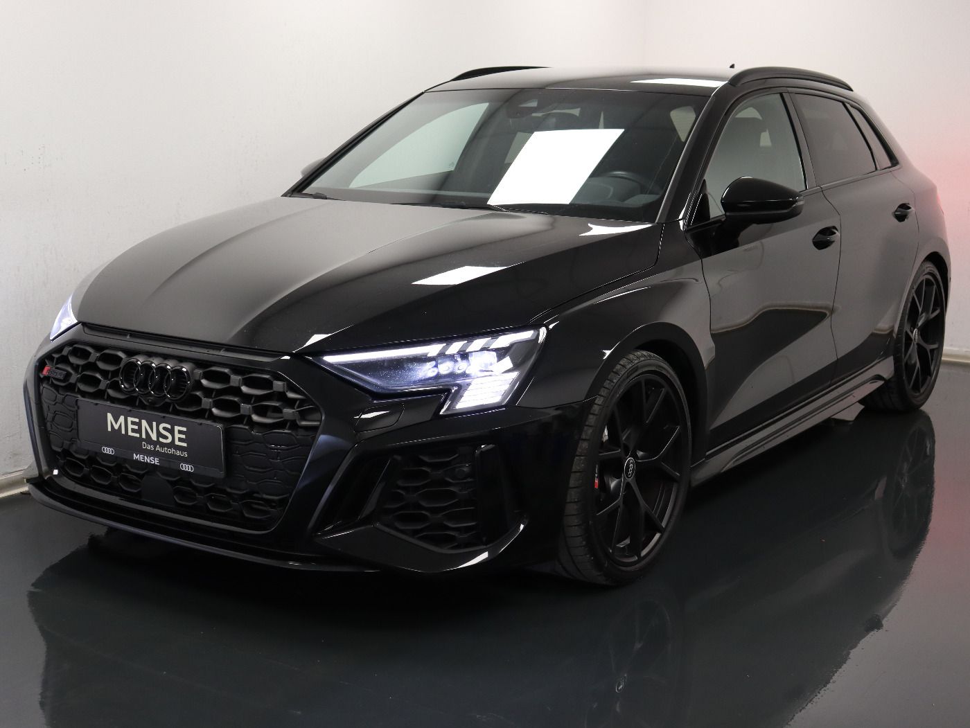 Fahrzeugabbildung Audi RS3 Sportback 2.5 TFSI quattro S-tronic Matrix|A