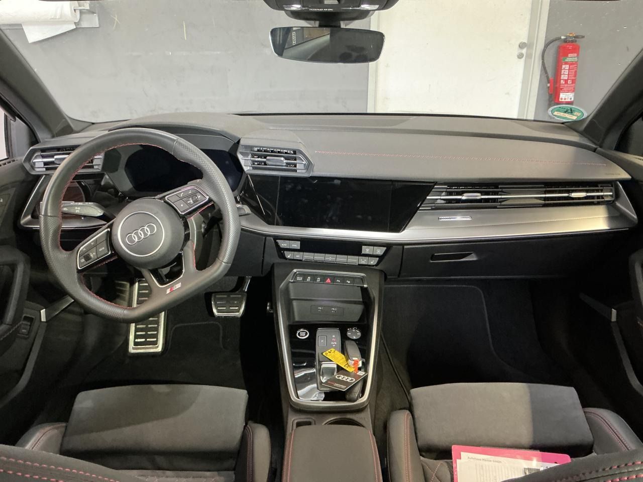 Fahrzeugabbildung Audi A3 Sportback 1.5 TFSI S tronic S line Matrix|B&O
