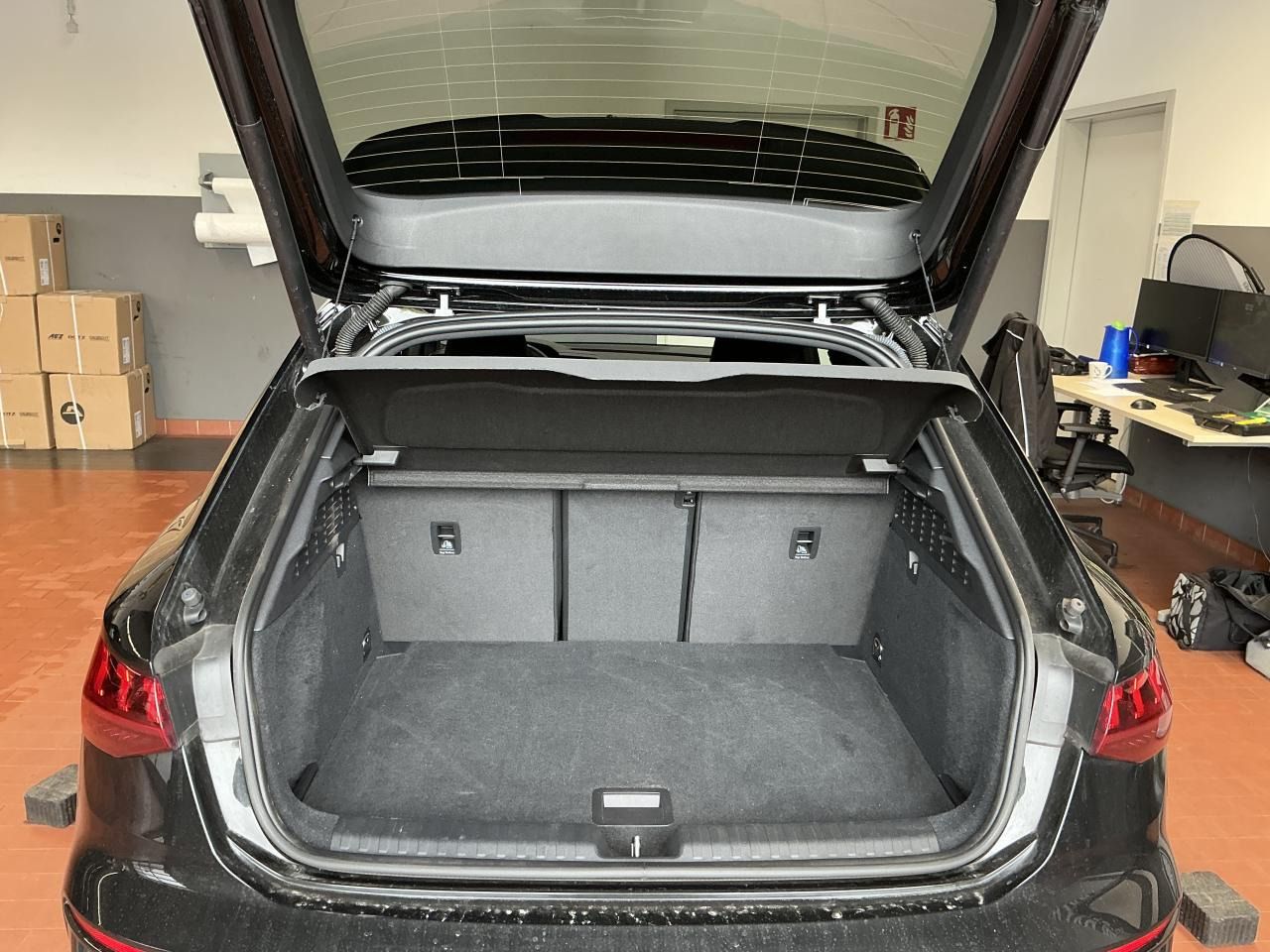 Fahrzeugabbildung Audi A3 Sportback 1.5 TFSI S tronic S line Matrix|B&O