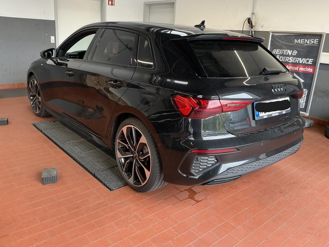 Fahrzeugabbildung Audi A3 Sportback 1.5 TFSI S tronic S line Matrix|B&O