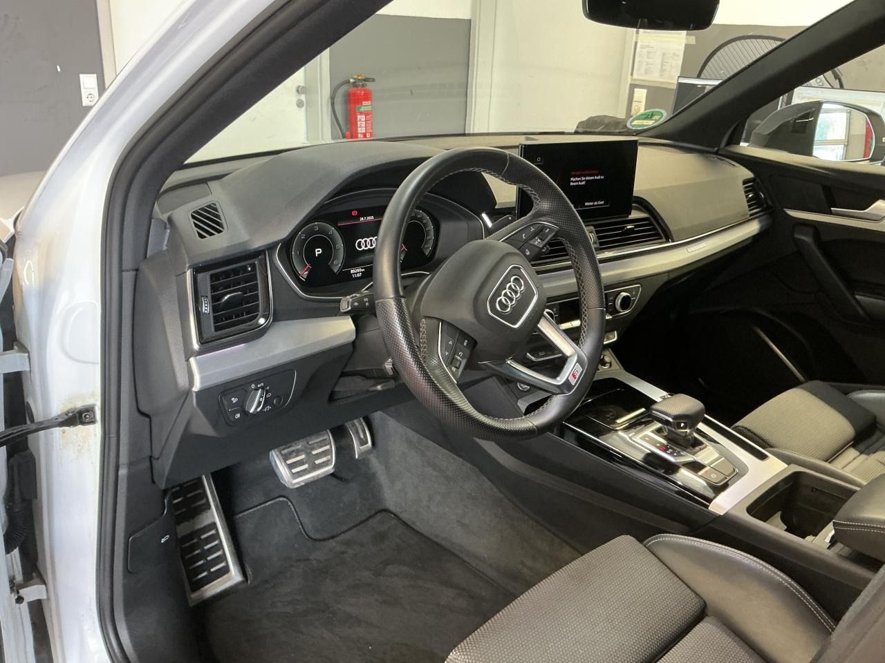 Fahrzeugabbildung Audi Q5 40 TDI Quattro S-tronic S line Matrix|CarPlay