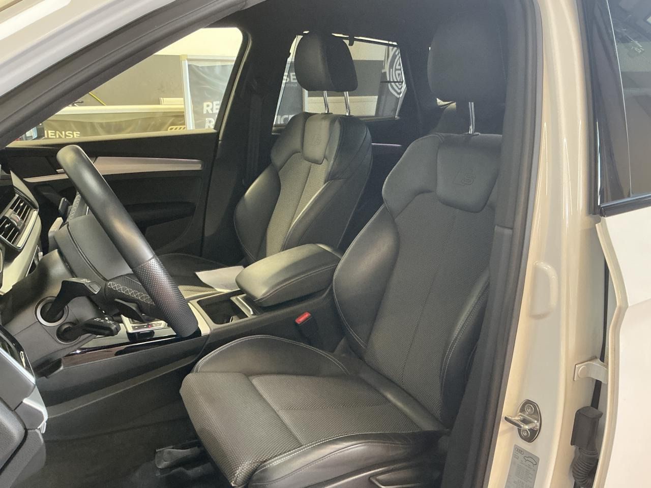 Fahrzeugabbildung Audi Q5 40 TDI Quattro S-tronic S line Matrix|CarPlay