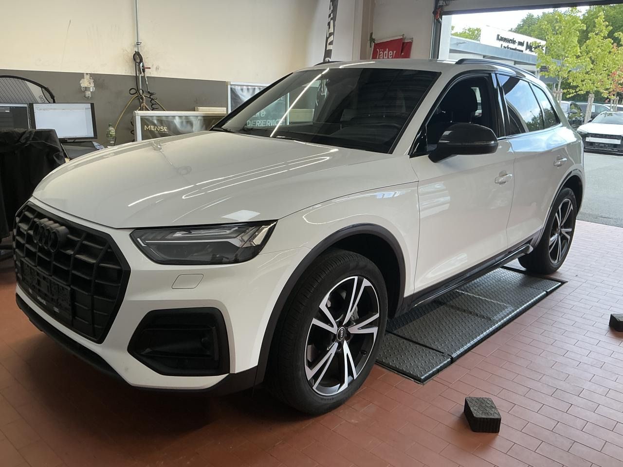 Fahrzeugabbildung Audi Q5 40 TDI Quattro S-tronic S line Matrix|CarPlay