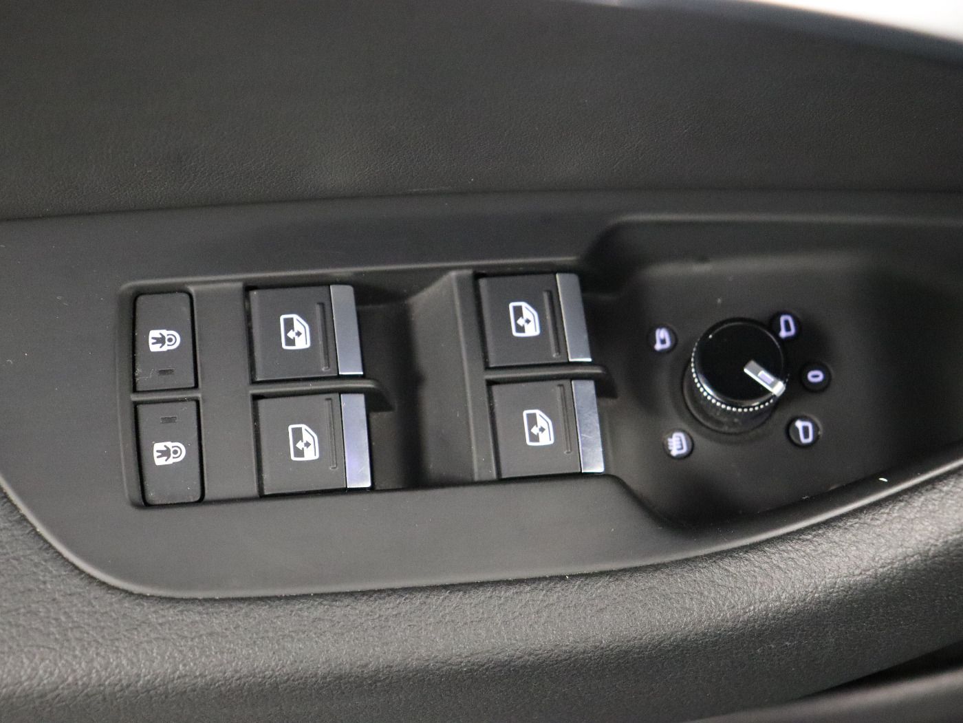 Fahrzeugabbildung Audi A6 Avant 50 TDI quattro S tronic S line ACC|LED|