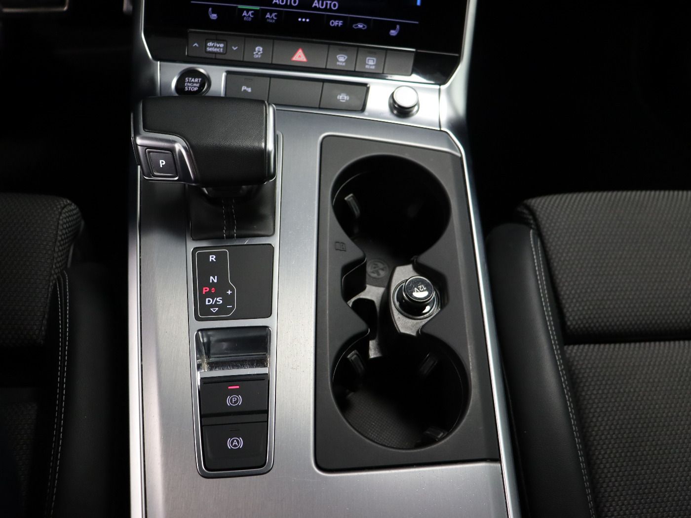 Fahrzeugabbildung Audi A6 Avant 50 TDI quattro S tronic S line ACC|LED|