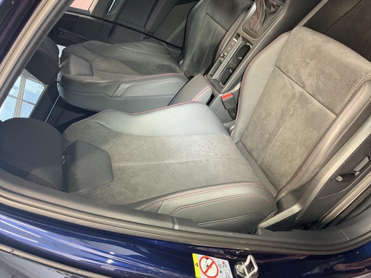 Fahrzeugabbildung Audi Q3 Sportback 45 TFSIe S-tronic S line Standhzg|L