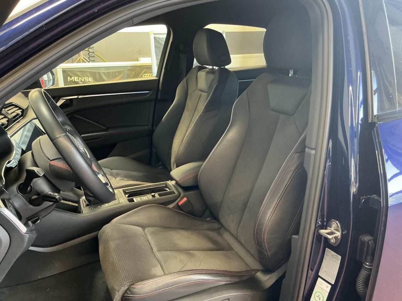 Fahrzeugabbildung Audi Q3 Sportback 45 TFSIe S-tronic S line Standhzg|L