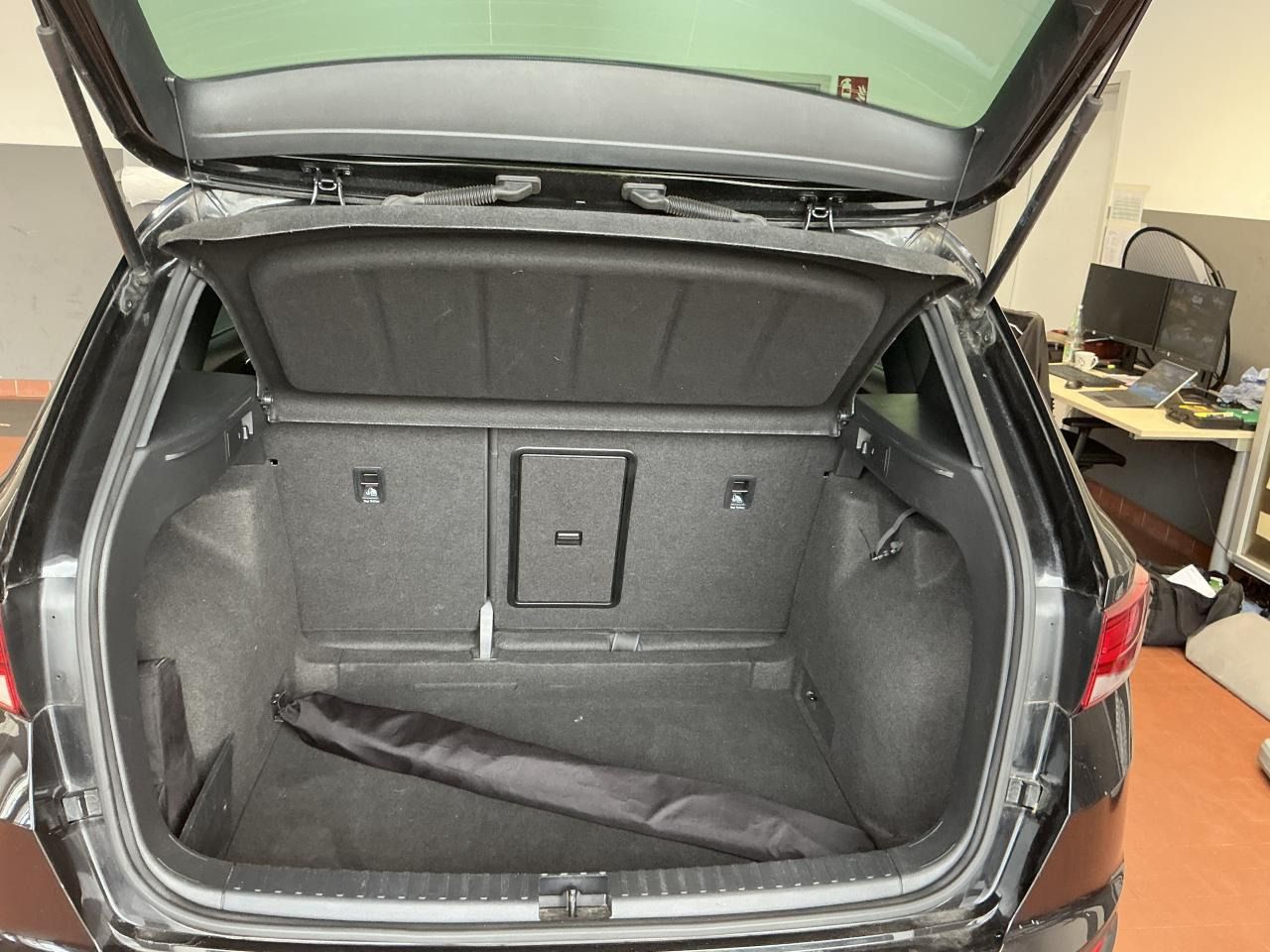 Fahrzeugabbildung SEAT Ateca 2.0 TDI 4Drive Xcellence ACC|LED|Navi|PDC