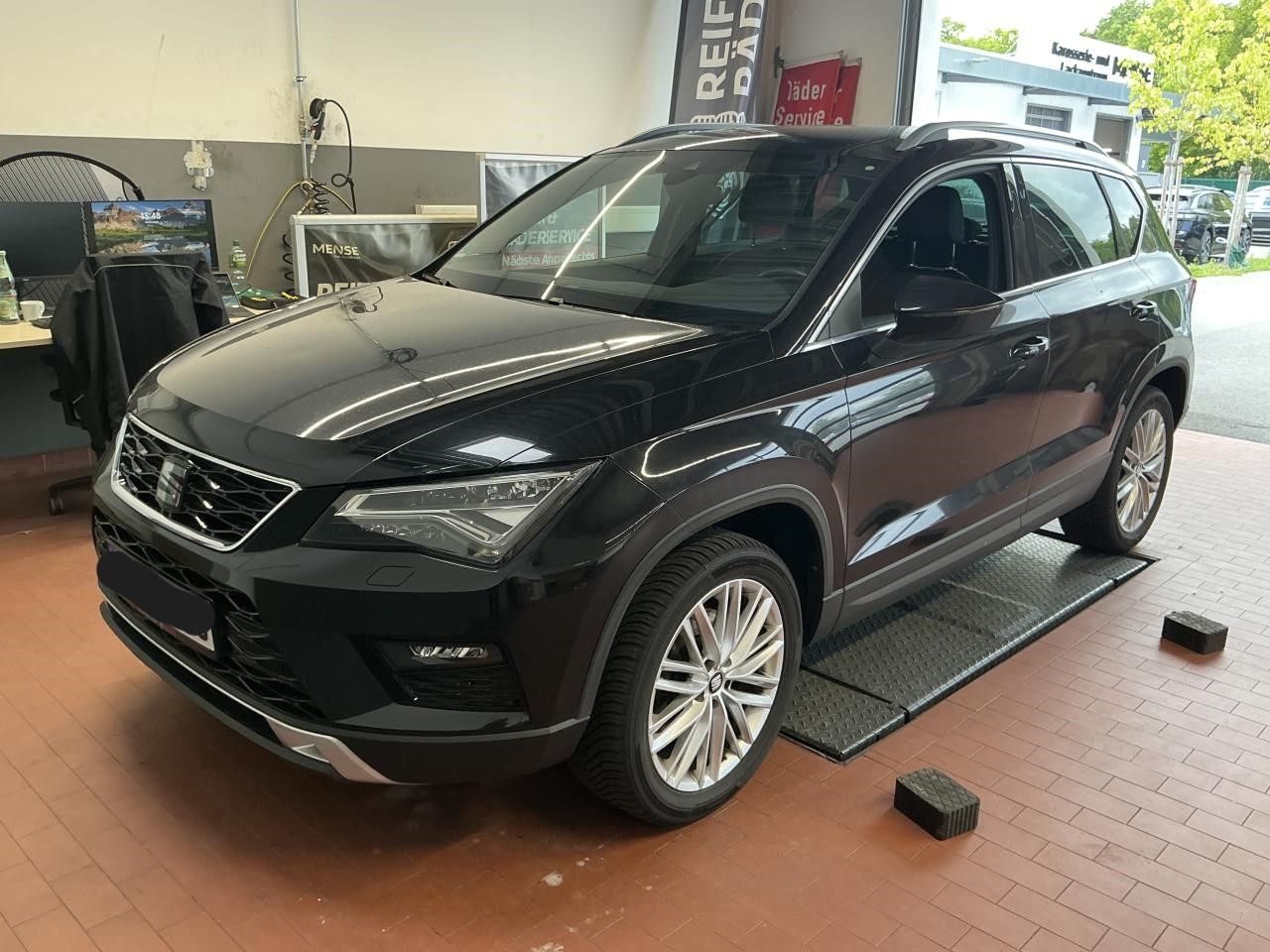 Fahrzeugabbildung SEAT Ateca 2.0 TDI 4Drive Xcellence ACC|LED|Navi|PDC
