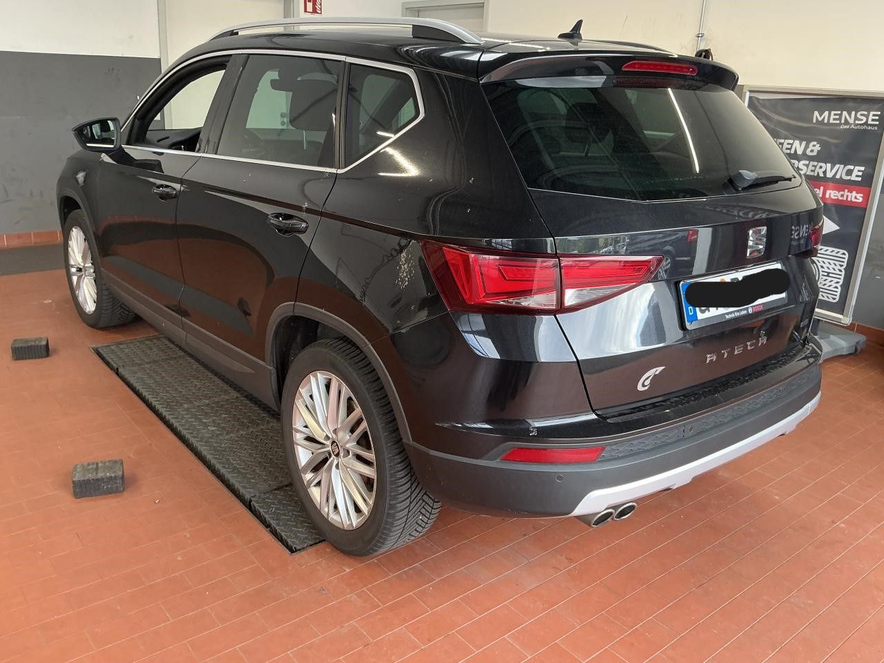 Fahrzeugabbildung SEAT Ateca 2.0 TDI 4Drive Xcellence ACC|LED|Navi|PDC