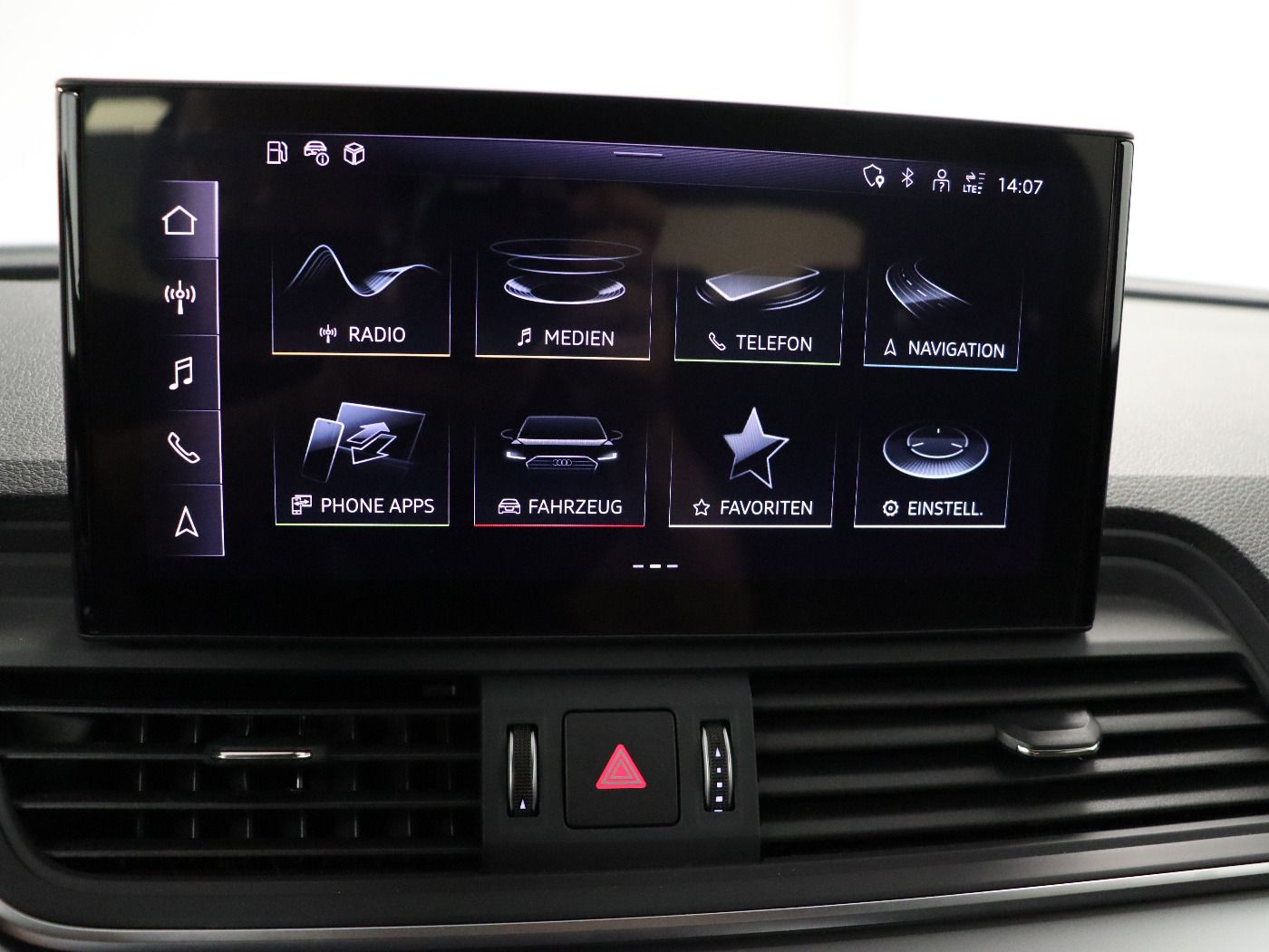 Fahrzeug autohaus mense Fahrzeugabbildung Audi Q5 45 TFSI quattro S tronic S line Matrix|AHK|LM