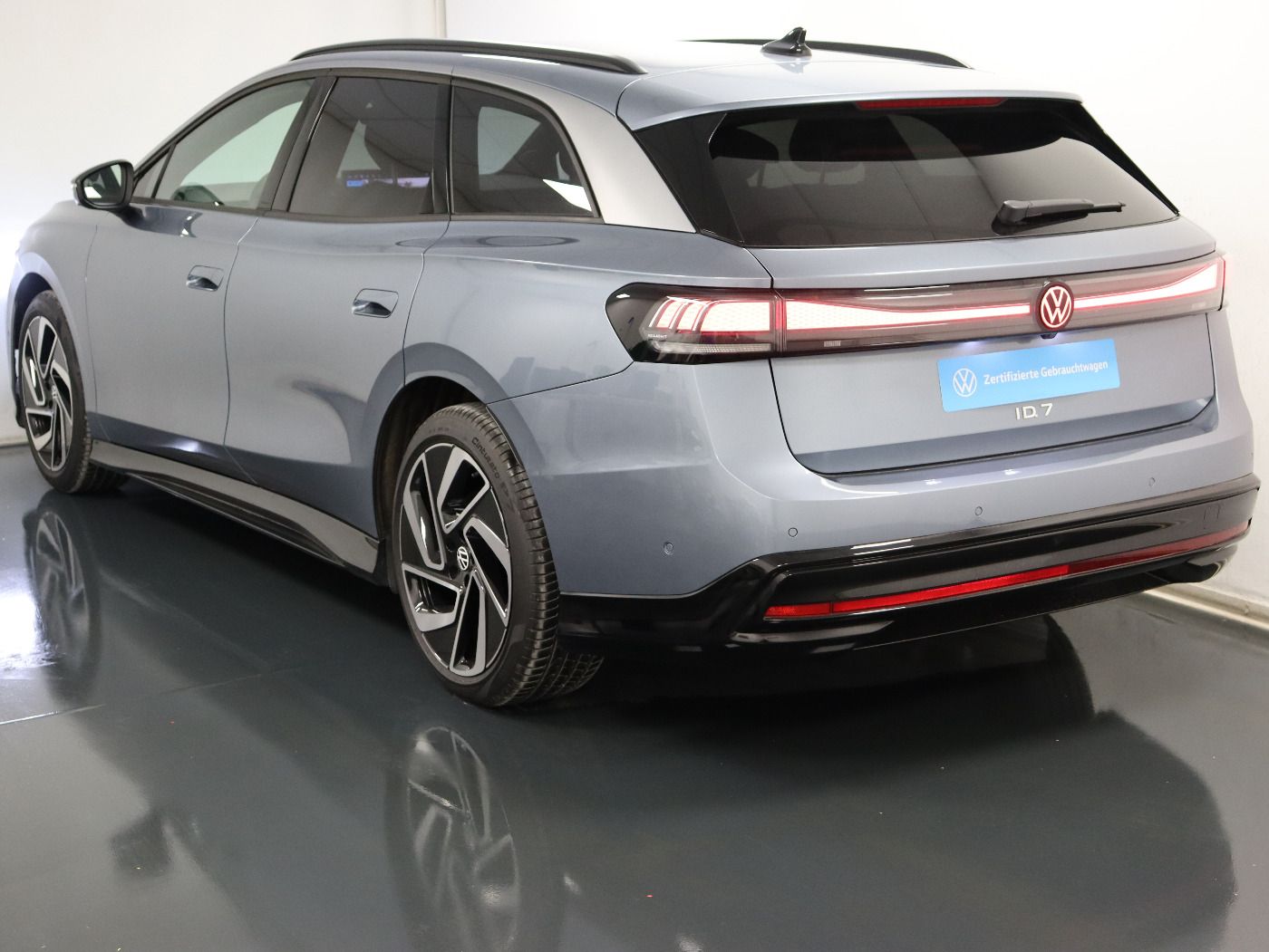 Fahrzeugabbildung Volkswagen ID.7 Tourer Pro IQ.Light|Matrix|CarPlay|h/k|AHK