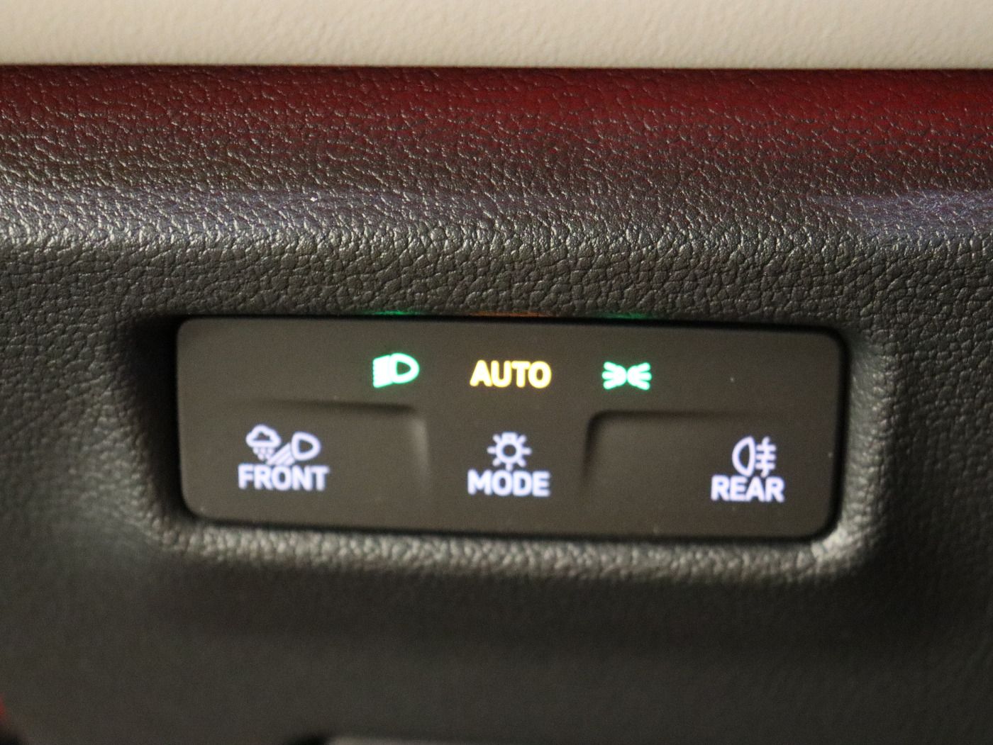 Fahrzeugabbildung Volkswagen Tiguan 2.0 TDI DSG Elegance