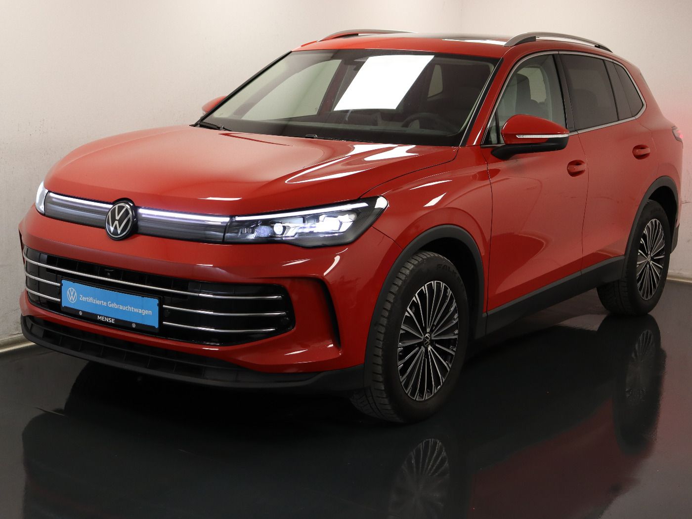 Fahrzeugabbildung Volkswagen Tiguan 2.0 TDI DSG Elegance