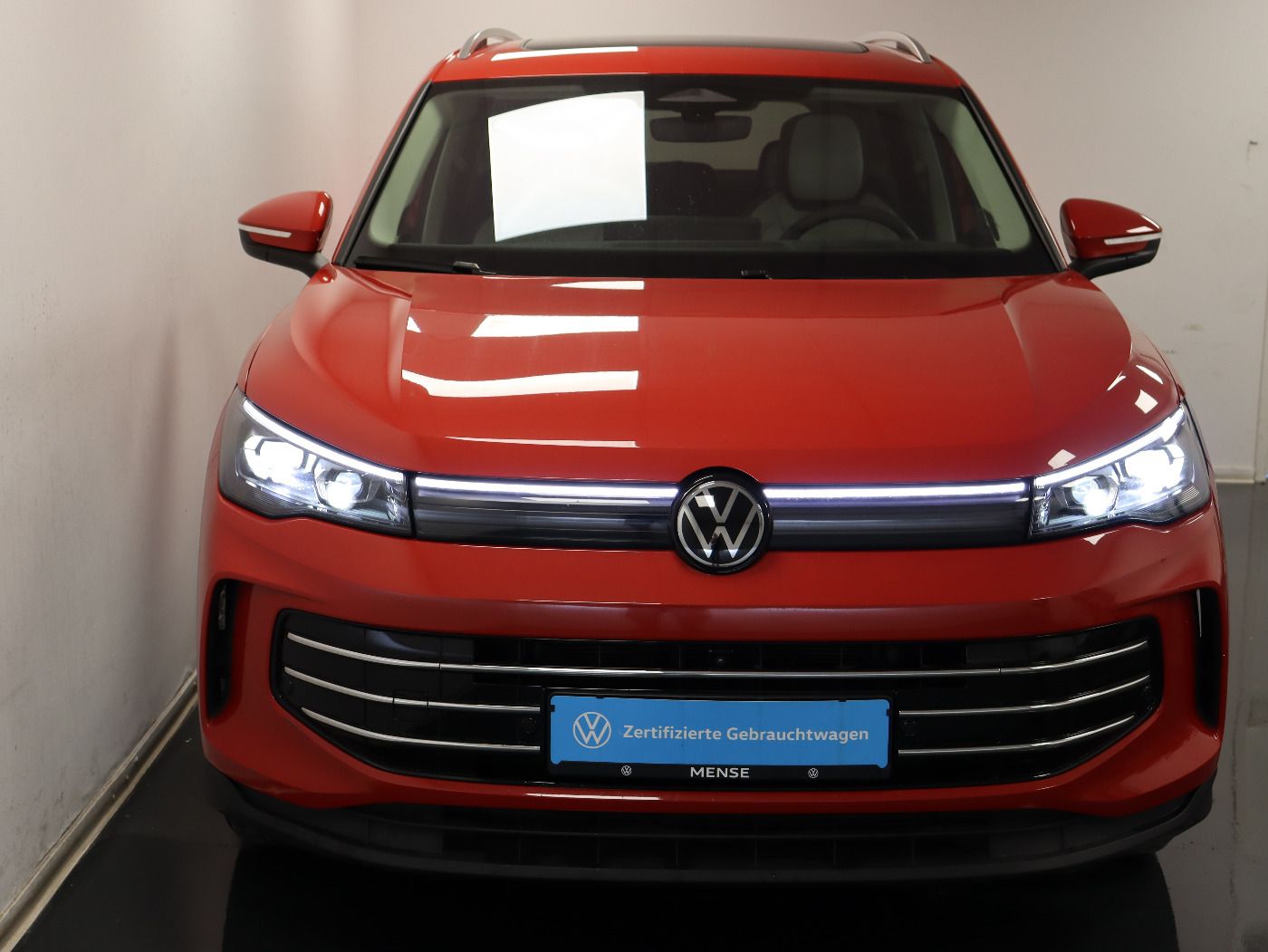 Fahrzeugabbildung Volkswagen Tiguan 2.0 TDI DSG Elegance