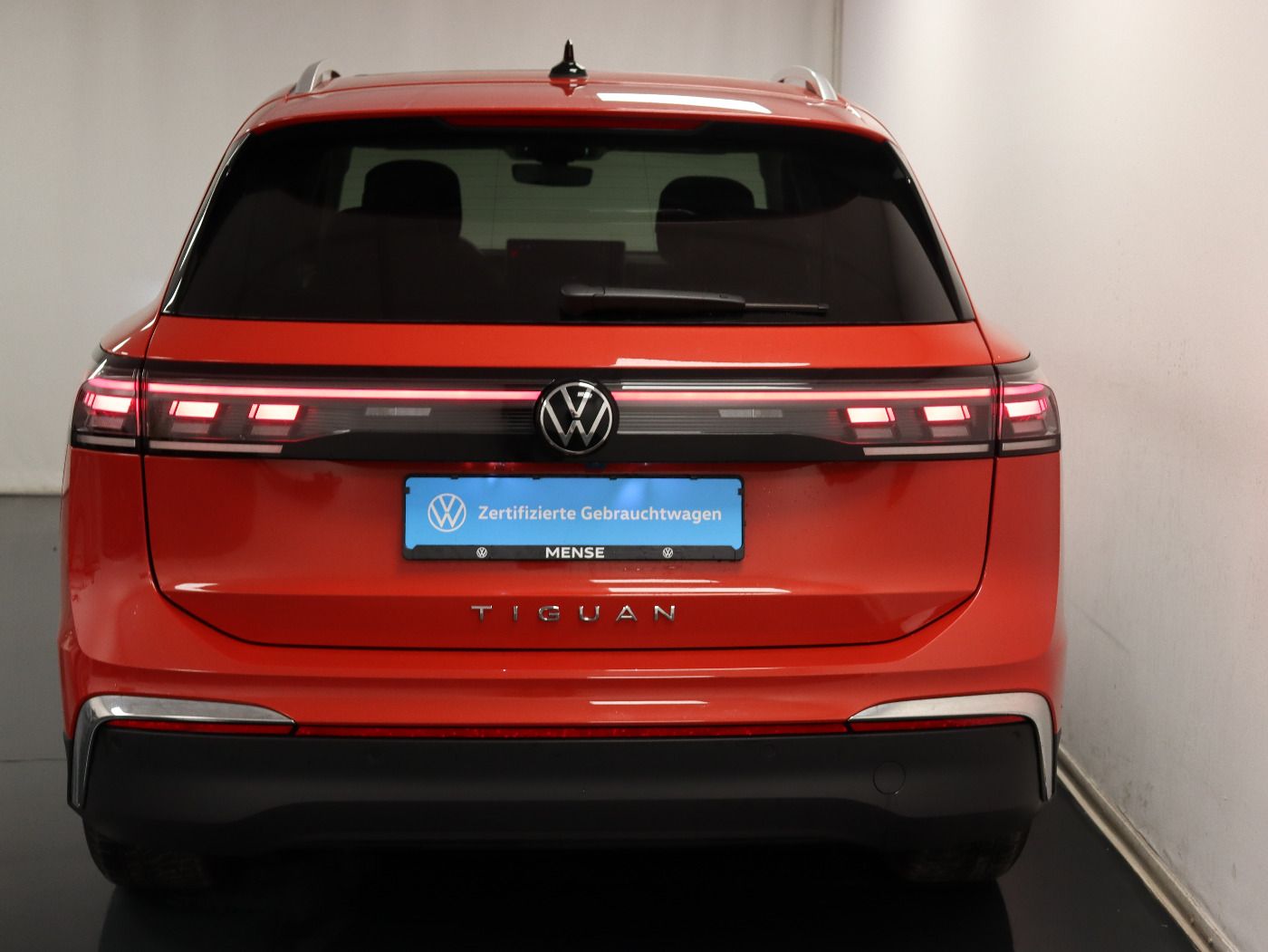Fahrzeugabbildung Volkswagen Tiguan 2.0 TDI DSG Elegance