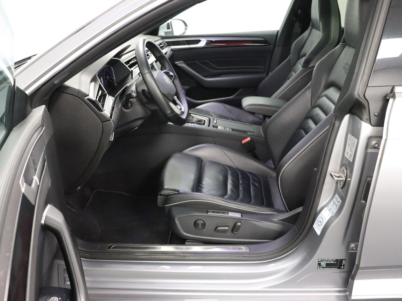 Fahrzeugabbildung Volkswagen Arteon Shootingbrake 2.0 TDI DSG R line IQ.Light